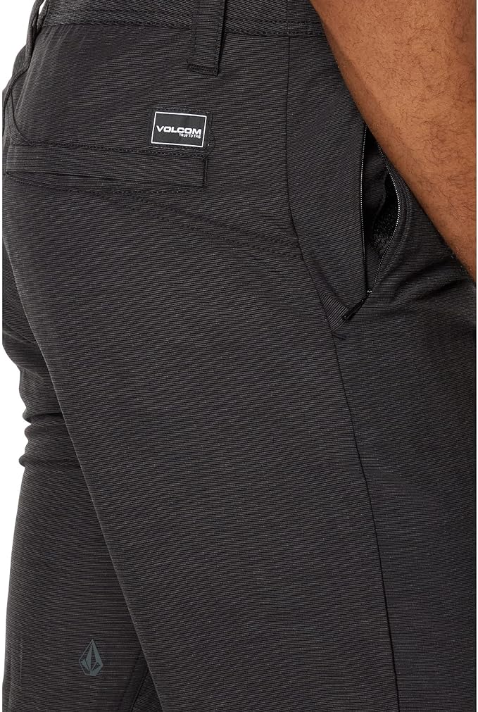 Men's Volcom Frickin Cross Shred Static 20" Hybrid Shorts - Black