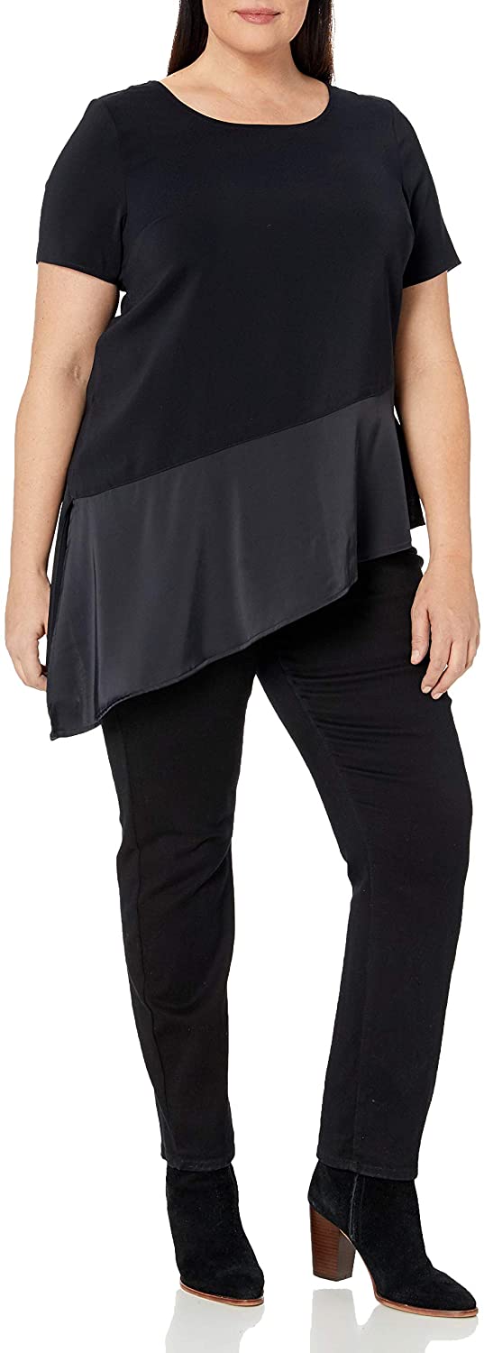 Women's Rebel Wilson X Angels  Plus Size Asymmetric Crepe Short Sleeve Top
